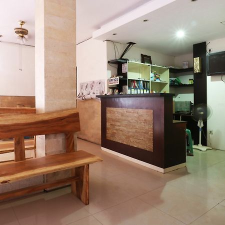 Taman Mekar Beach Inn Кута Екстериор снимка