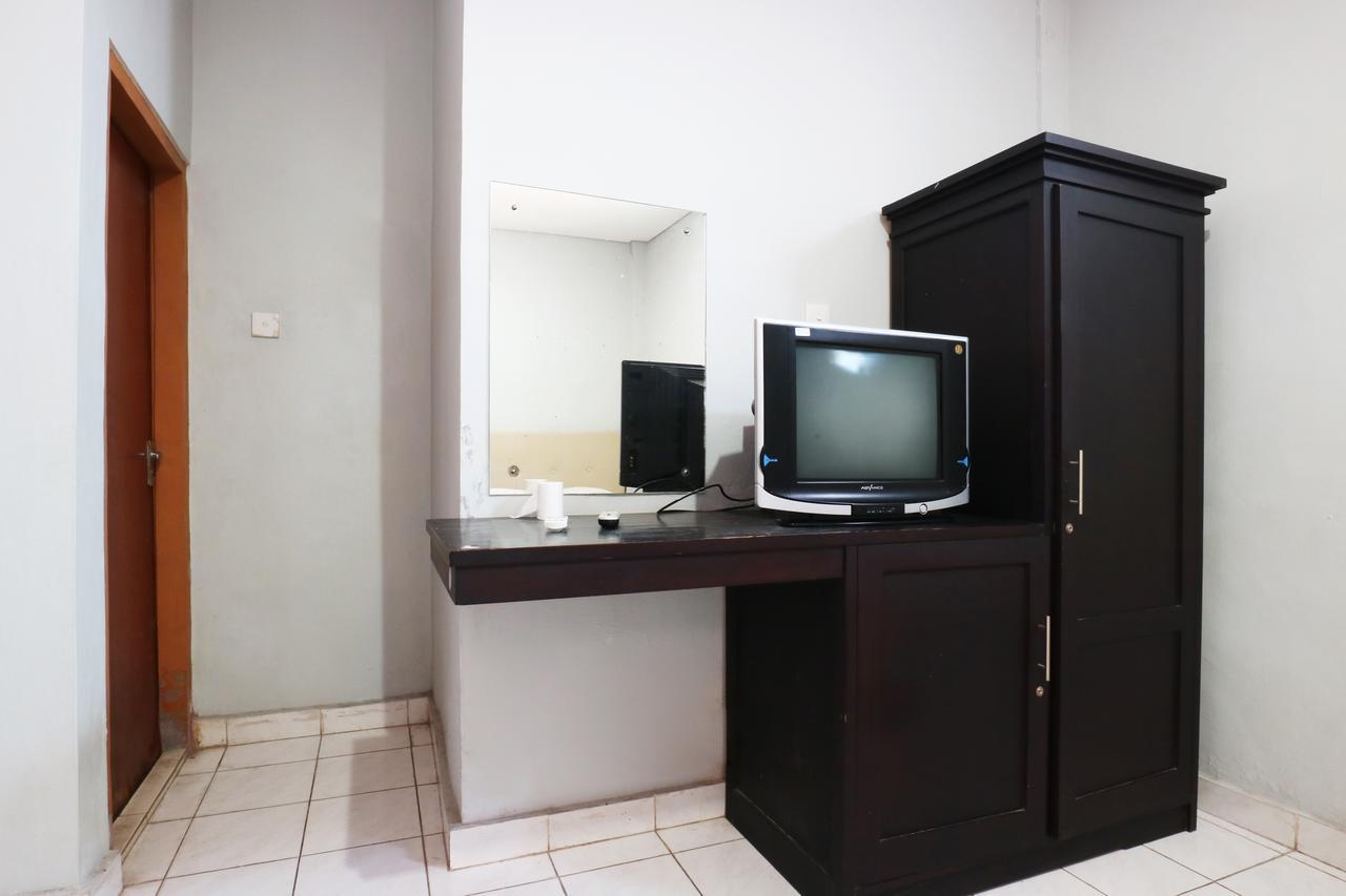 Taman Mekar Beach Inn Кута Екстериор снимка