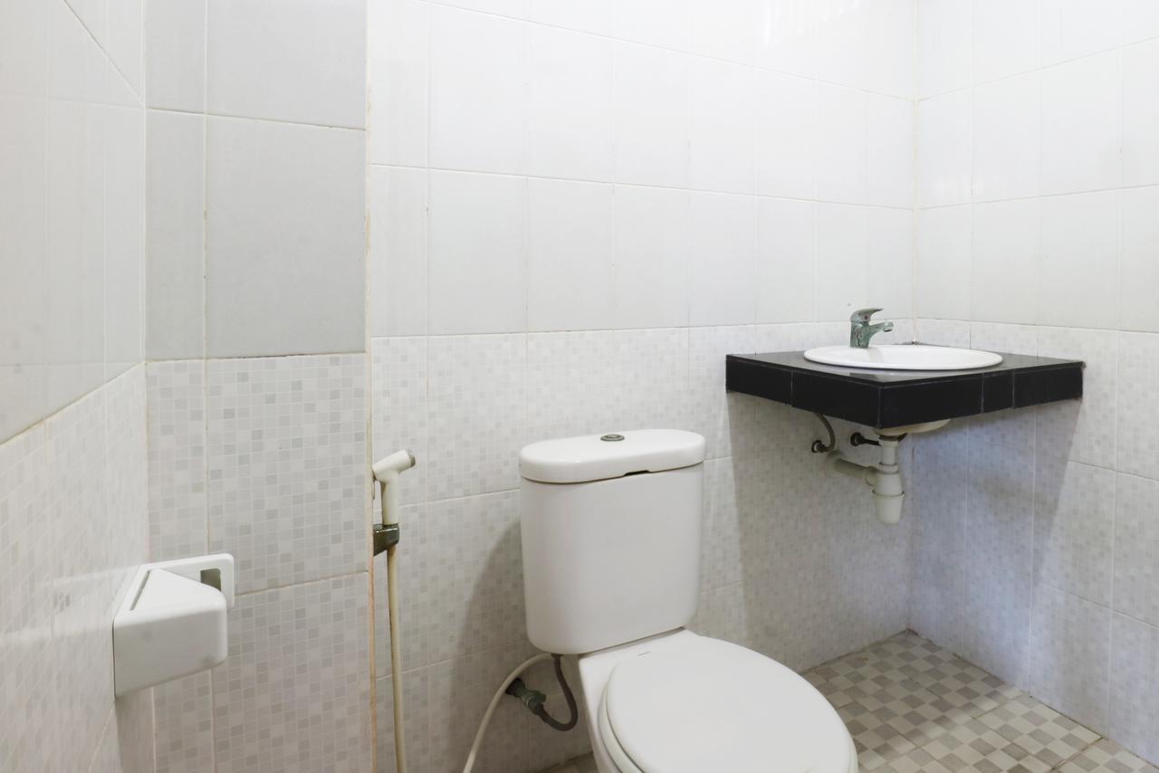 Taman Mekar Beach Inn Кута Екстериор снимка