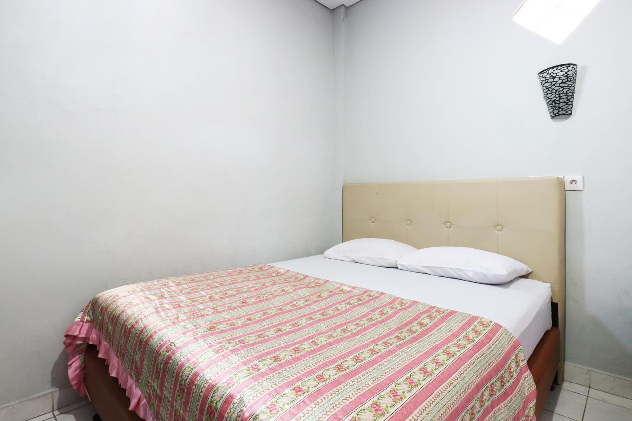 Taman Mekar Beach Inn Кута Екстериор снимка